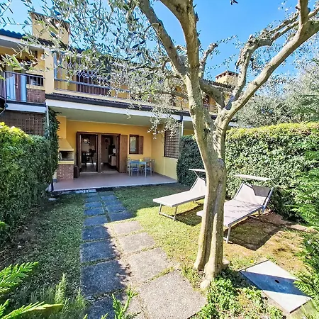 By Interhome Apartment Lazise