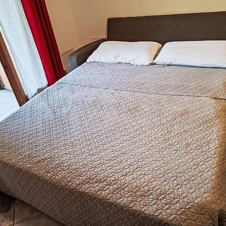 By Interhome Lazise